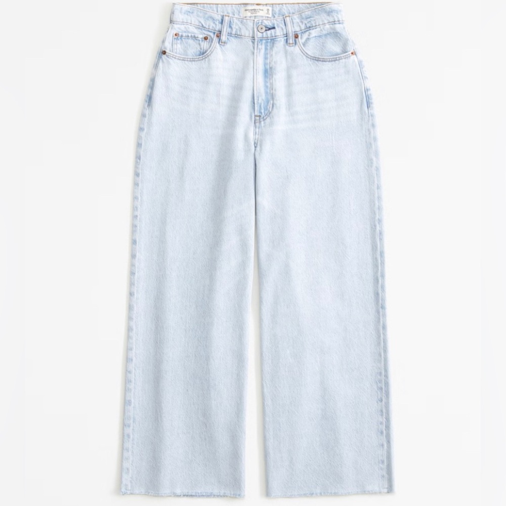 A&F Curve Love Jean